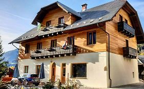 Vila Koman Jezersko